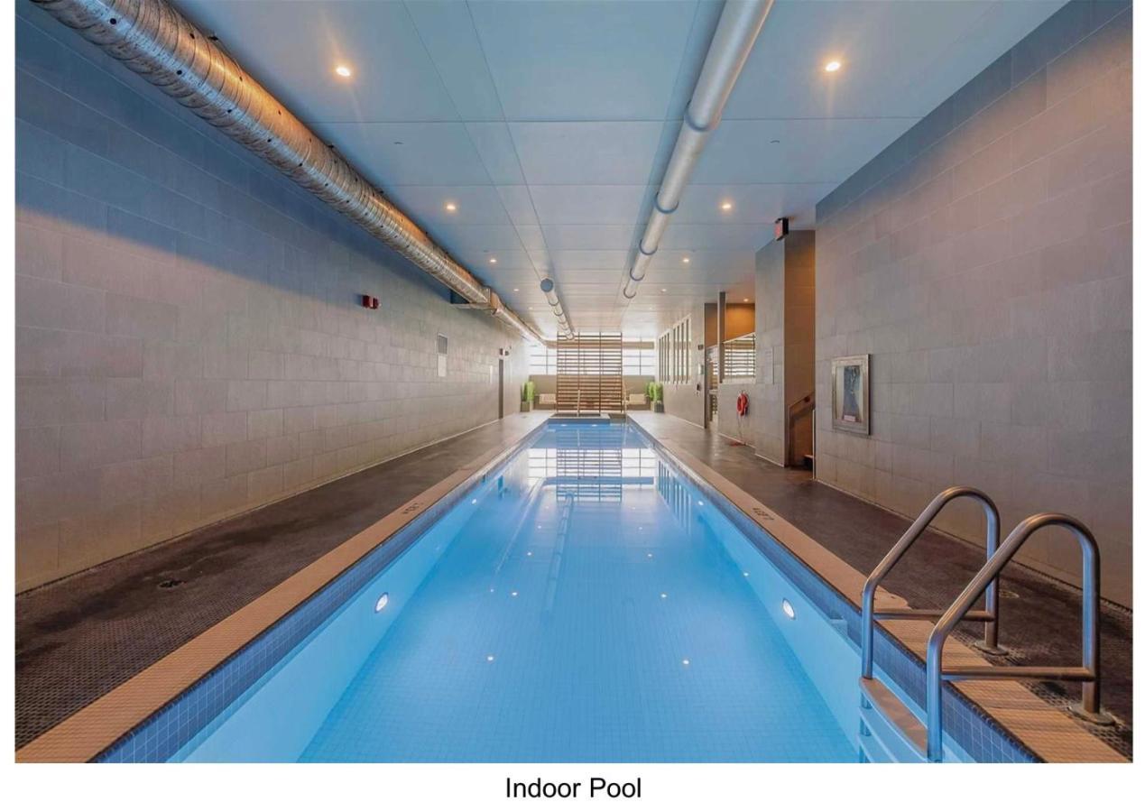 Three Br Condo Step To Cn Tower Rogers Center With Free Parking Toronto Eksteriør bilde