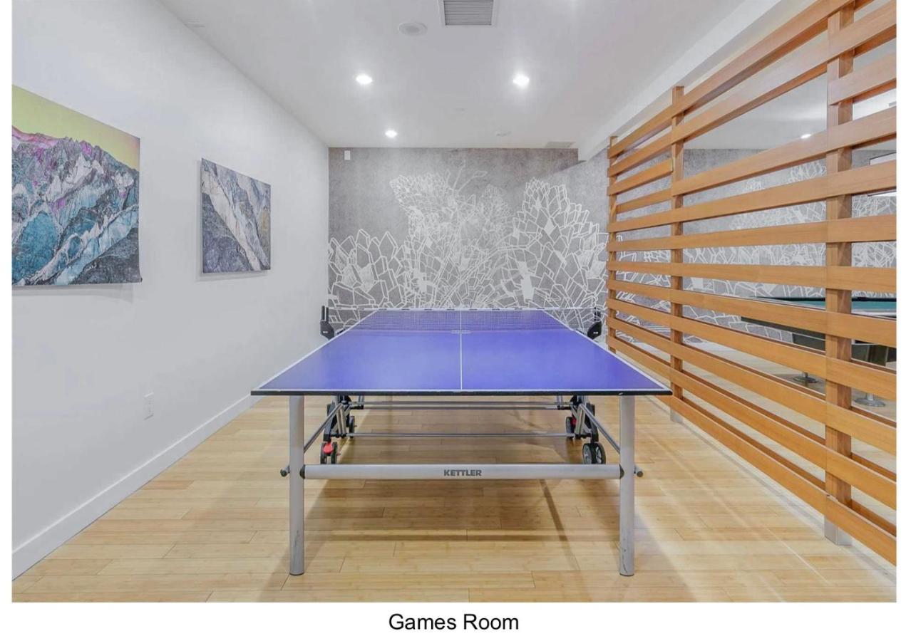 Three Br Condo Step To Cn Tower Rogers Center With Free Parking Toronto Eksteriør bilde