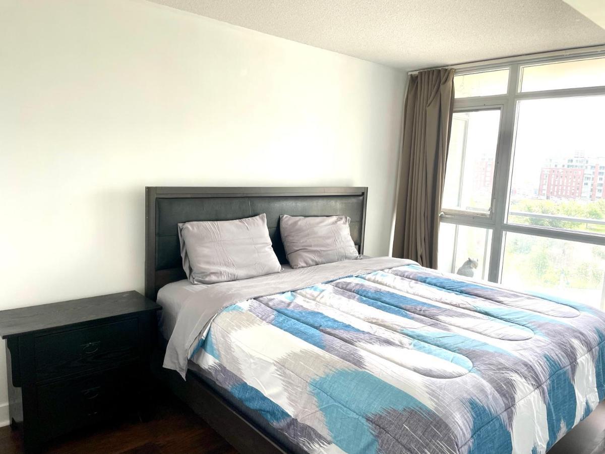 Three Br Condo Step To Cn Tower Rogers Center With Free Parking Toronto Eksteriør bilde
